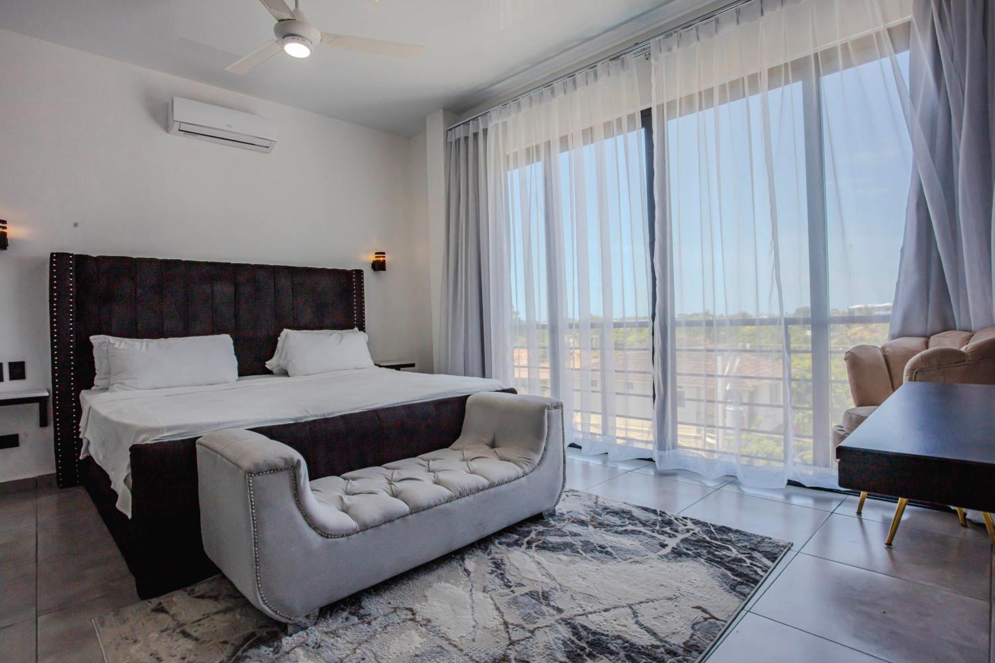 Instyle Residences At Rizz Suites Sosúa Exterior foto